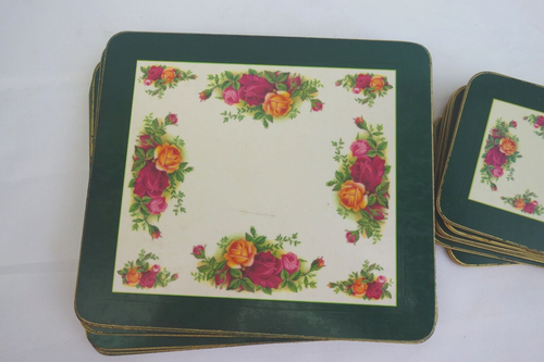 6 x Old Country Roses Cloverleaf Cork Placemats & Coasters – Used Condition - Foto 3 di 7