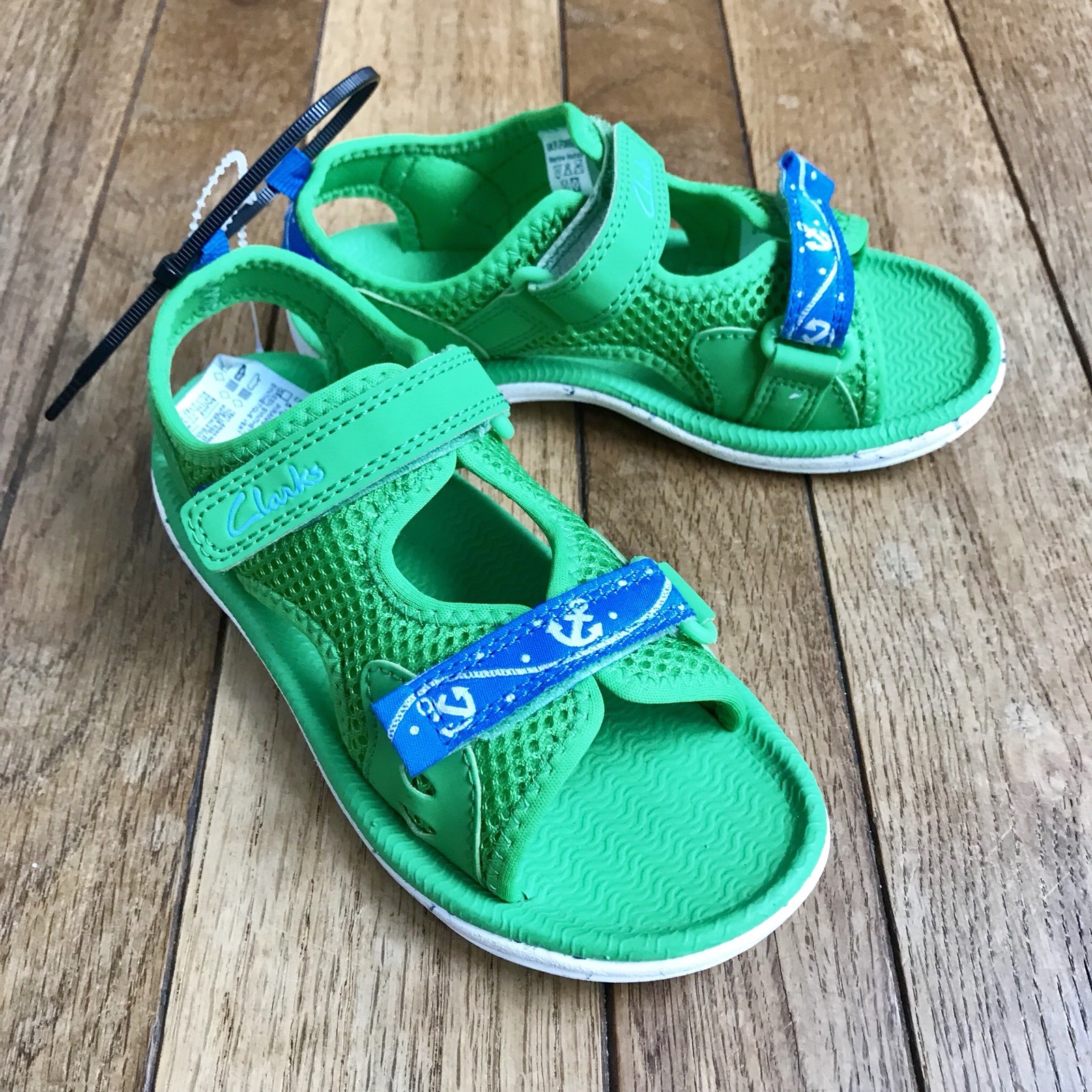 clarks piranha boy sandals