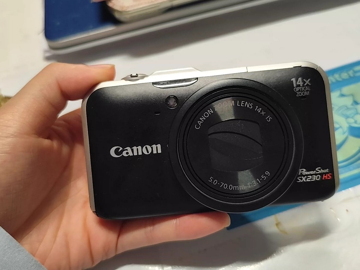 Canon PowerShot SX230 HS 12.1 MP 14x Zoom Digital Camera Black