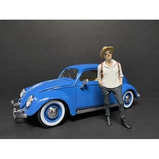 "PARTYGOERS" FIGURINE III FOR 1/24 SCALE MODELS BY AMERICAN DIORAMA 38323