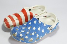 Crocs American Flag Clog Sandals Men's Sz 8 Red White and Blue Distressed
