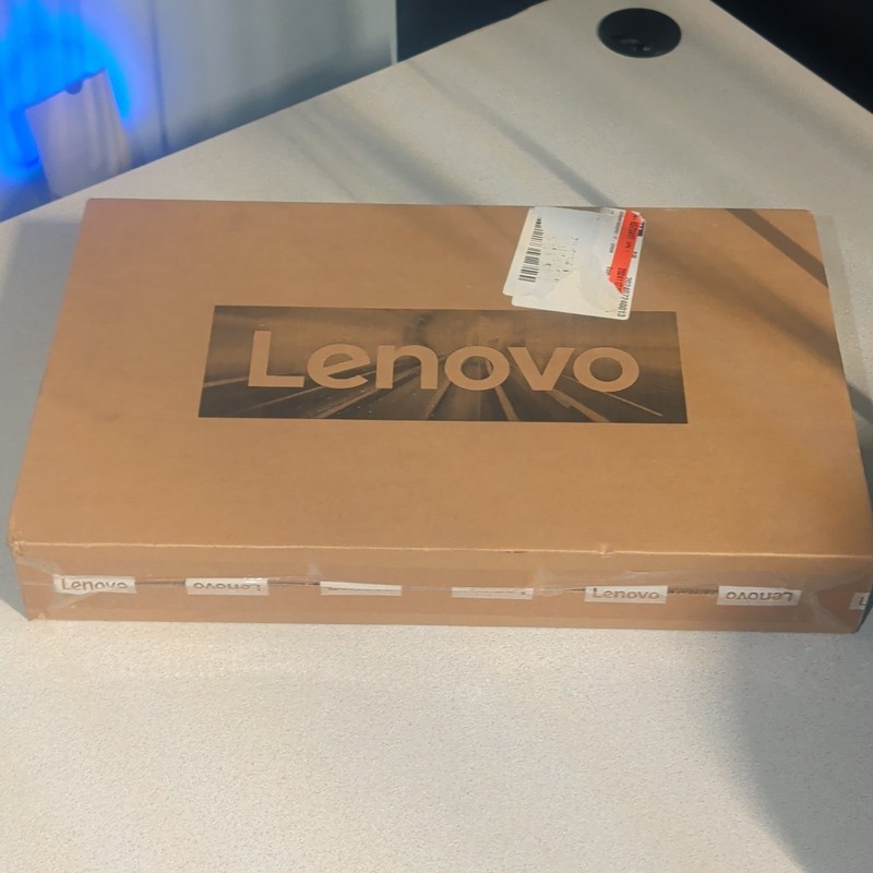 Touchscreen Lenovo IdeaPad 1 15AMN7 15.6" Ryzen 5 7520U 8GB 256GB SSD Blue