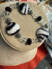 BLACK & WHITE MURANO STYLE GLASS FLEXIBLE BEADED BRACELET- Costume Jewelry