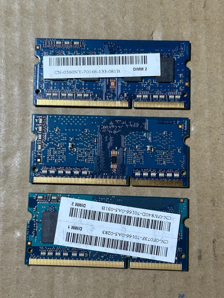 Used - Tested - 3x 1GB HYNIX PC3-10600 SODIMM - DDR3-1333 - HMT112S6BFR63 - Image 2 of 2