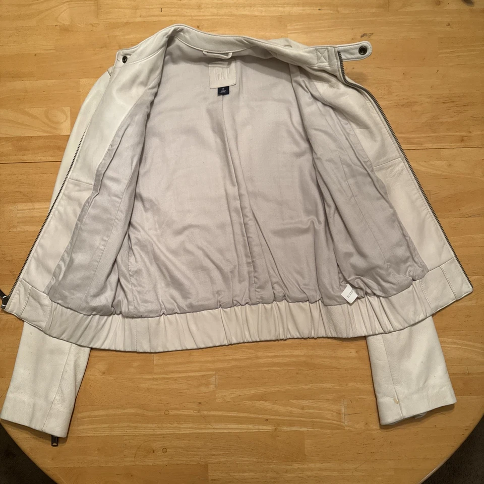 GAP Early 2000’s Women's Bomber Jacket 100% Leather White Ivory: size M - Image 3 of 4