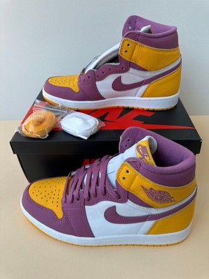 Air Jordan 1 Retro High OG University Gold/Light Bordeaux EU42,5 UK8 US9 Nike