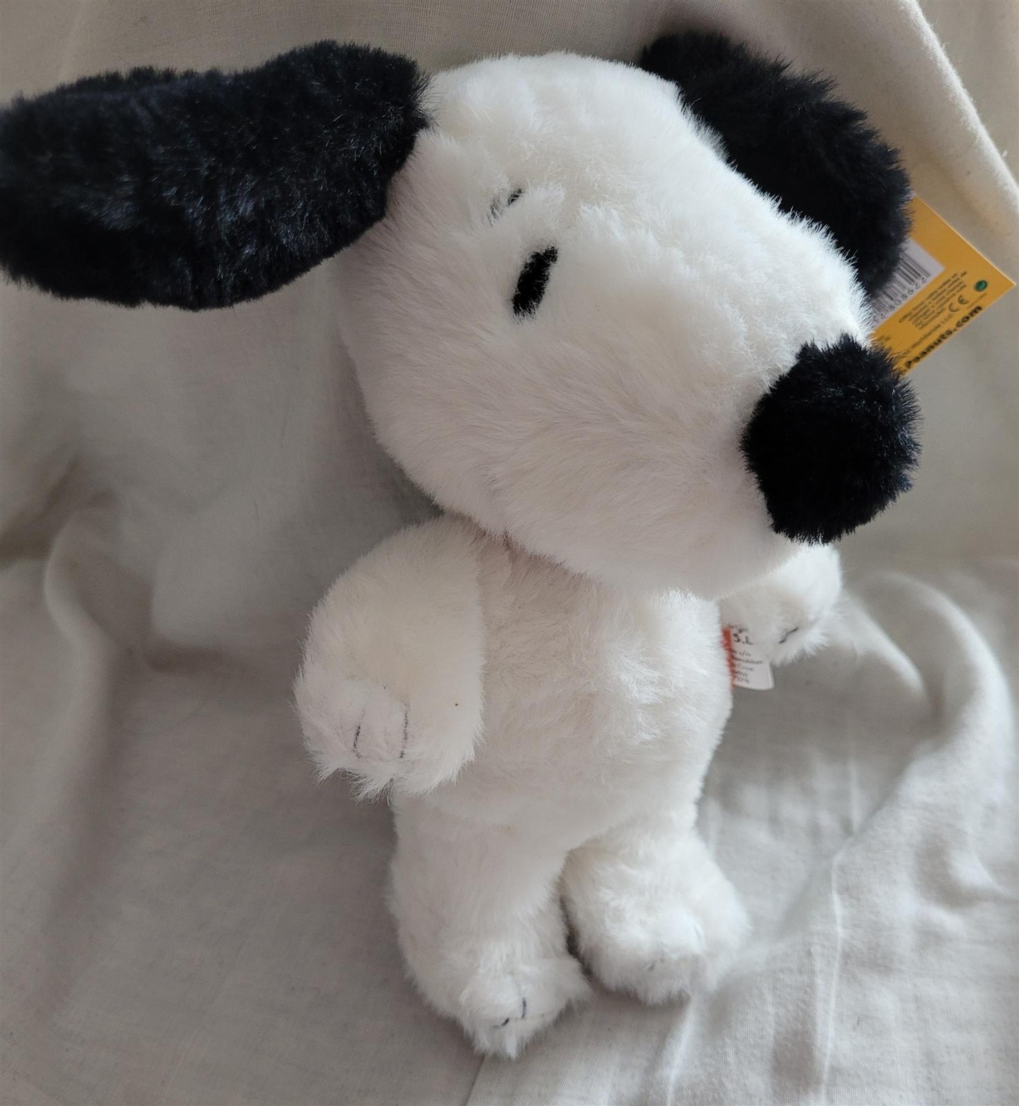 Peanuts - Snoopy 22cm Plush