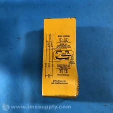 Hubbell IG4700A L5-15R Twist-Lock Duplex Receptacle FNOB