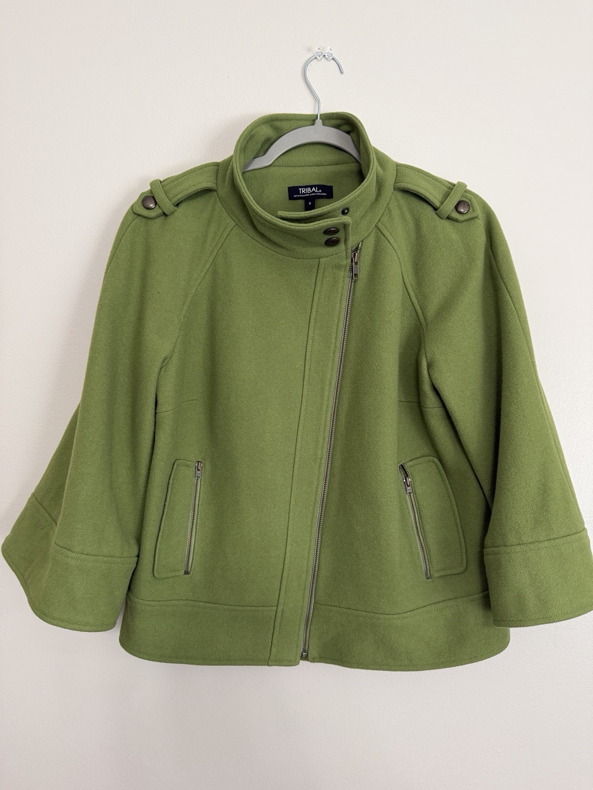 Tribal Green Wool Blend Jacket Womens Size 6 Asymmetrical Zip Cropped Coat EUC