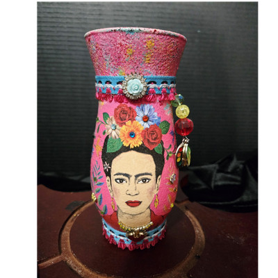  Frida Kahlo papier-mâché vase with vibrant pink paint beaded accents. 6.5''