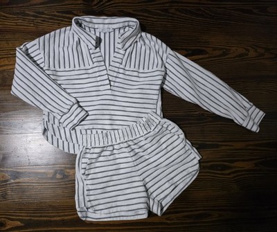 Sincerely Jules Women's 2 Pc Shorts Set Casual Gray Striped Size Medium