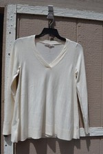 Women's Ann Taylor LOFT Very Soft Fabric Long Sleeve Sweater Cream- Size XS