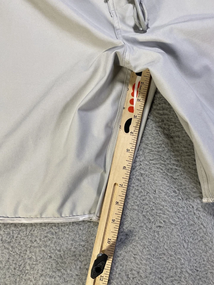 Mossy Oak 泳裤 尺寸 38 男式灰色板短裤 MossyOak y2k — 第 4/4 张图片