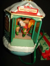 Enesco Winter Wonders Santa's Workshop 1988 Motion and Light Ornament