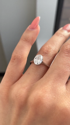 2.00Ct IGI F VS1 OVAL CUT LAB GROWN DIAMOND ENGAGEMENT RING IN 14K