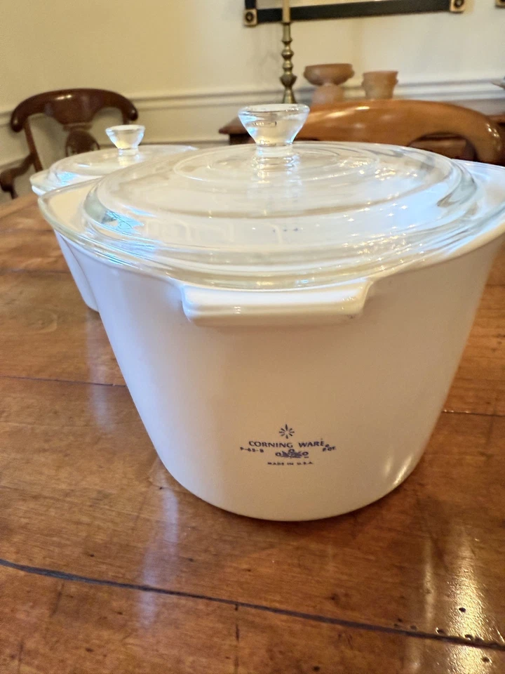 RARO Juego de 2 Salseras Corning War Cornflower 2 qt y 4 qt con Tapas. Estados Unidos. Foto 4 de 4