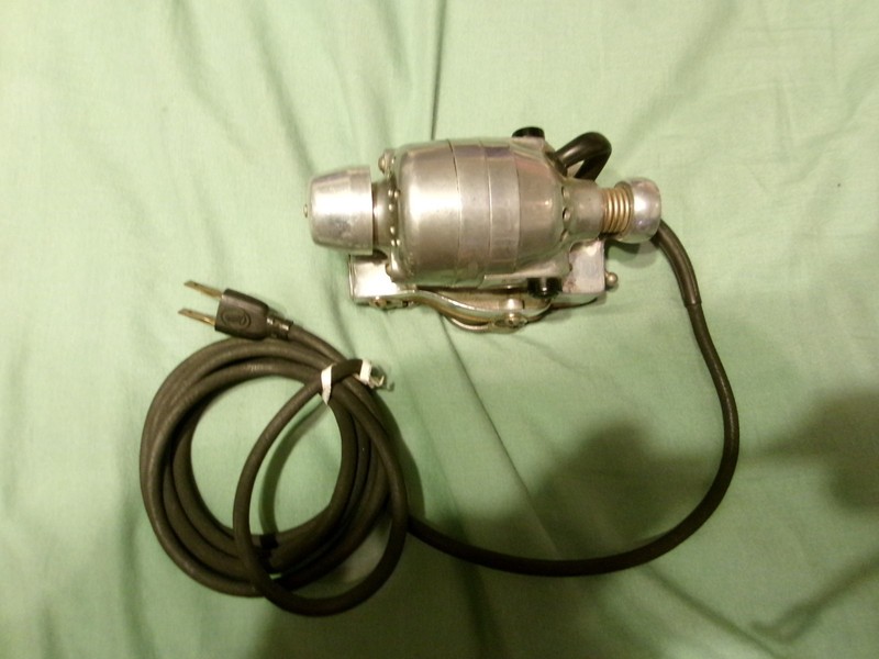VTG Oster Stim-U-Lax for Barbers M3 SM Professional Vibrating Handheld Massager