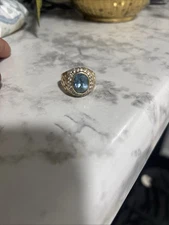Se Vende Anillo De Hombre Bien Pesada De Oro 14 Y Una Piedra Aguamarina