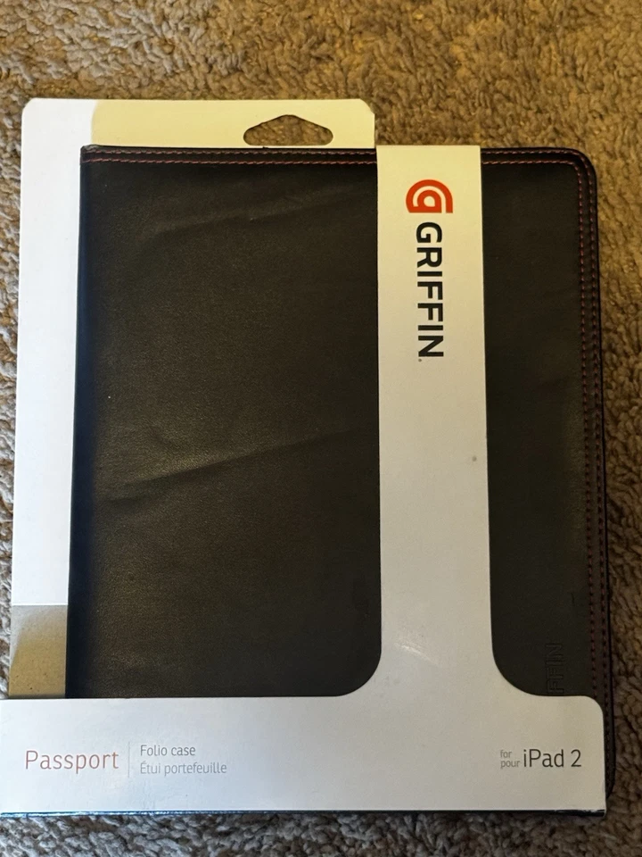 Griffin Outfit Hard Shell Case Back Protection Fits Apple iPad / iPad 2 - Smoke  - Image 3 of 3