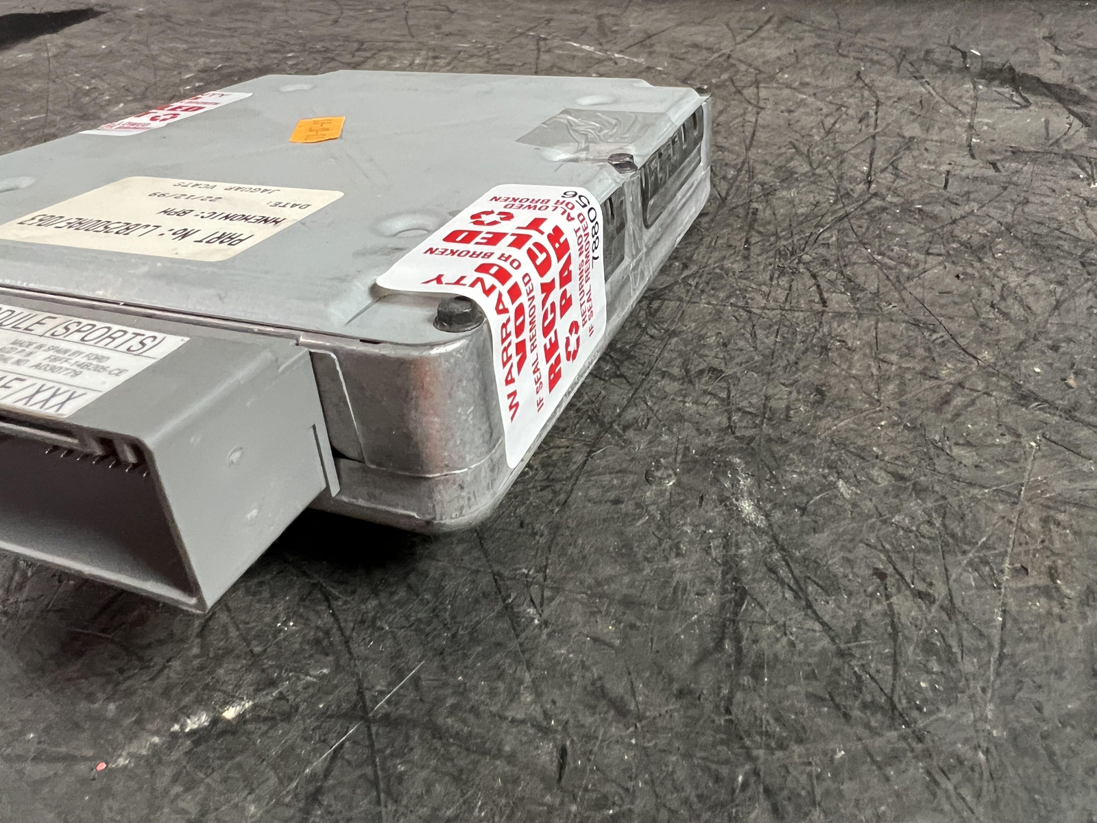 98-99 JAGUAR XK8 BCM BODY PROCESSOR MODULE COMPUTER ID LJB2500AE