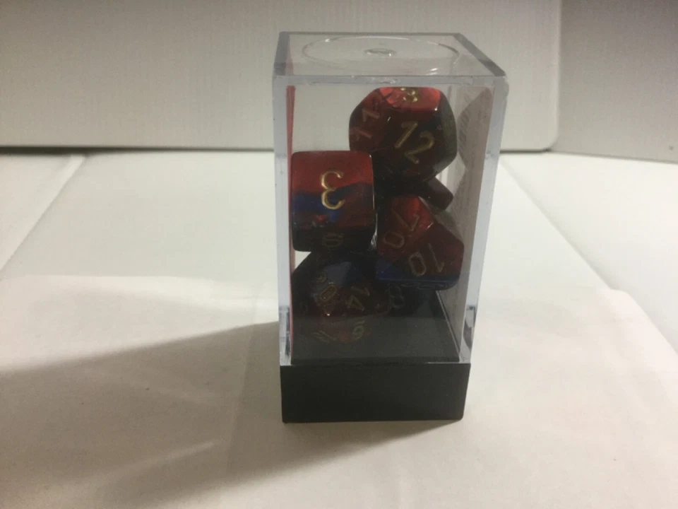 Juego de 7 dados DICE Chessex Gemini AZUL/ROJO mármol brillante d20 d10 d6 26429 Foto 2 de 4