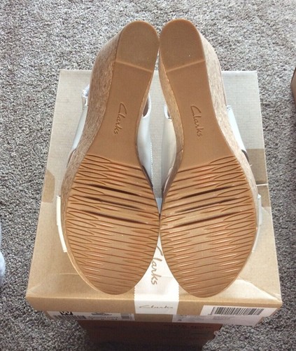 Clarks Annadel elfenbeinfarbene Keilsandalen – UK 7 - Bild 8 von 9