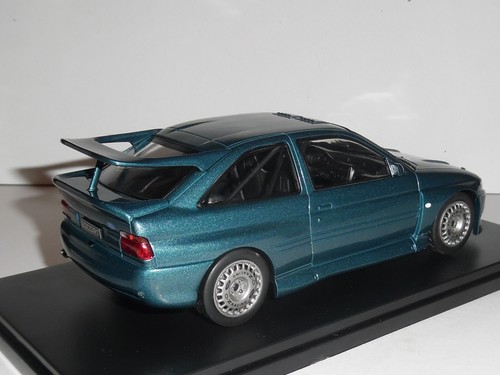 WHI 124130 ``FORD ESCORT RS COSWORTH``. 1:24SCALE, NEW SEALED. - Picture 7 of 17
