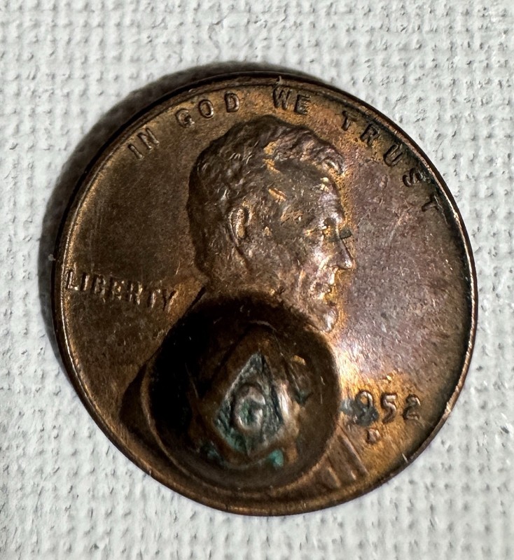 1952 Lincoln Wheat Cent Masonic Counterstamp Square & Compasses Pocket Piece
