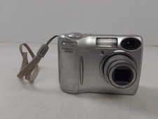 Nikon COOLPIX 4600 Compact Digital Camera 4.0MP 3x Zoom Silver TESTED NO Card