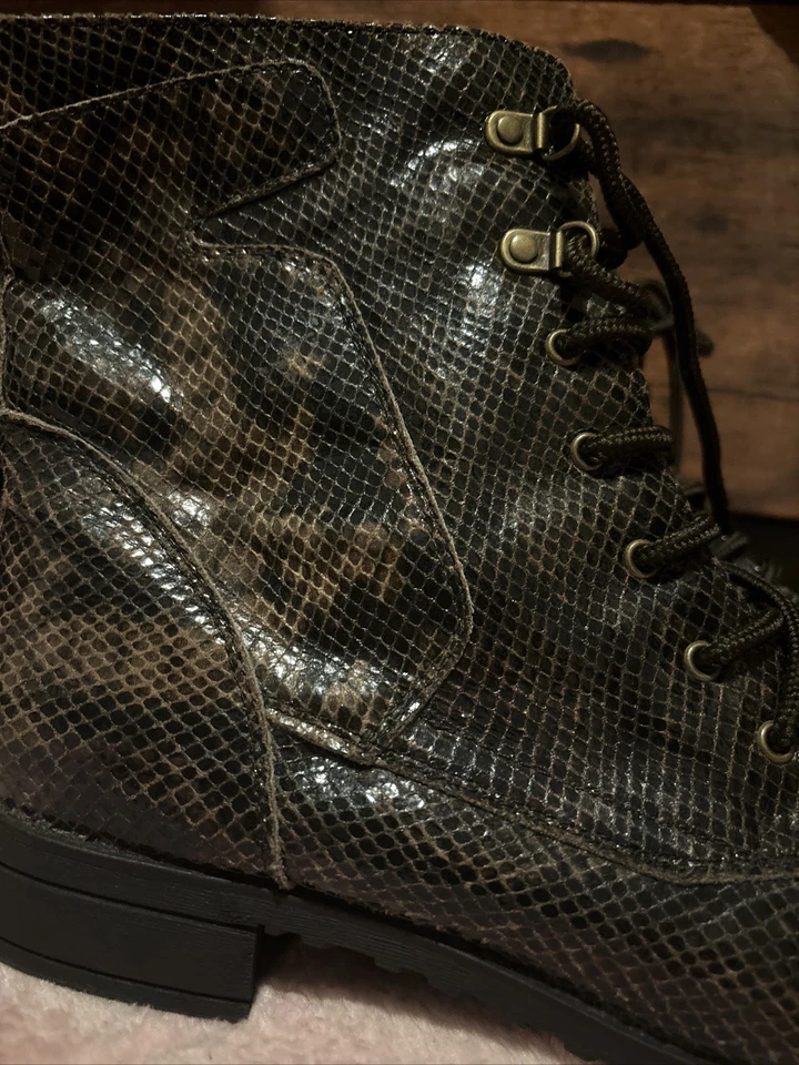 Botas de mujer Whitemt Upper Leathers talla 10’s Foto 2 de 4