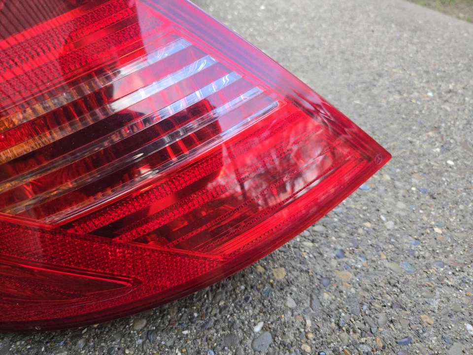 Faro trasero izquierdo mercedes w216 cl550 2011-2014 oem Foto 4 de 4