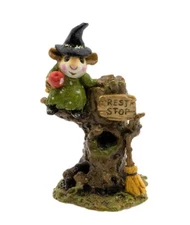 Wee Forest Folk M-213 Settin' a Spell - Olive Green (Retired)