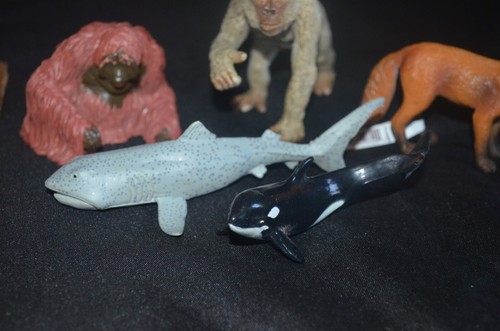 Lot of 5 Realistic Toy Animal Figures Apes Shark Whale Fox - Picture 6 of 6