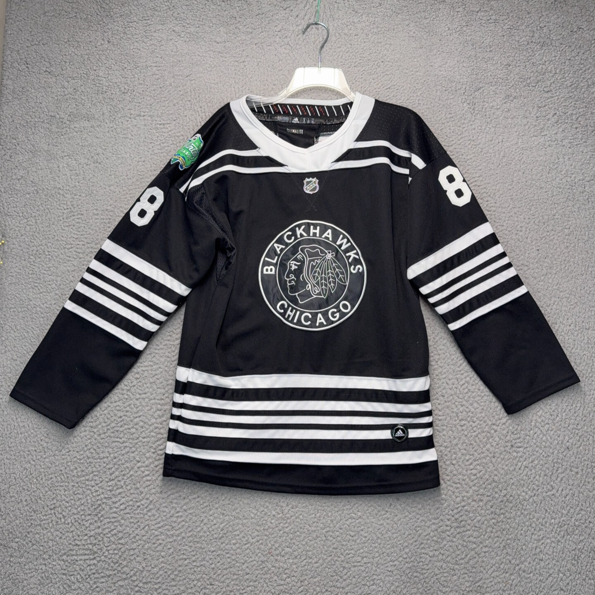 Patrick Kane Chicago Blackhawks Youth Jersey L/XL Black 2019 Winter Classic