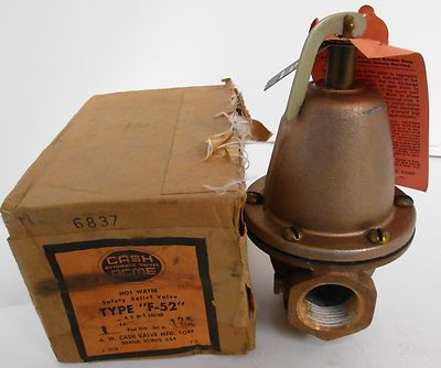 Cash Acme F-52 Hot Water Safety Relief Valve 1'' 125PSI
