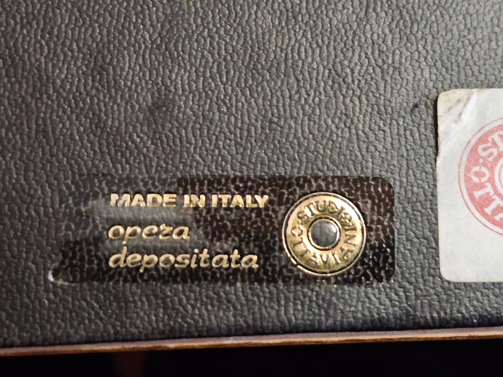 Picture 4 of 10