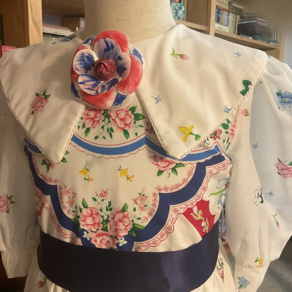 DK Styled Dress - Girls Size 8 - Image 3 of 4