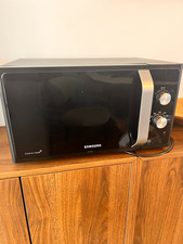 Samsung 20L 800W Countertop Microwave Dial Control Turntable Black/Silver