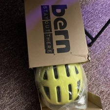 Bern Macon 2.0 MIPS Adult Multisport Helmet for cycling, Matte Lime -  Small