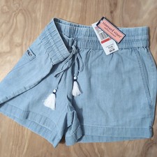 NEW Vineyard Vines Chambray Pull-on Shorts Drawstring Blue Tassels XS 29x3.5"