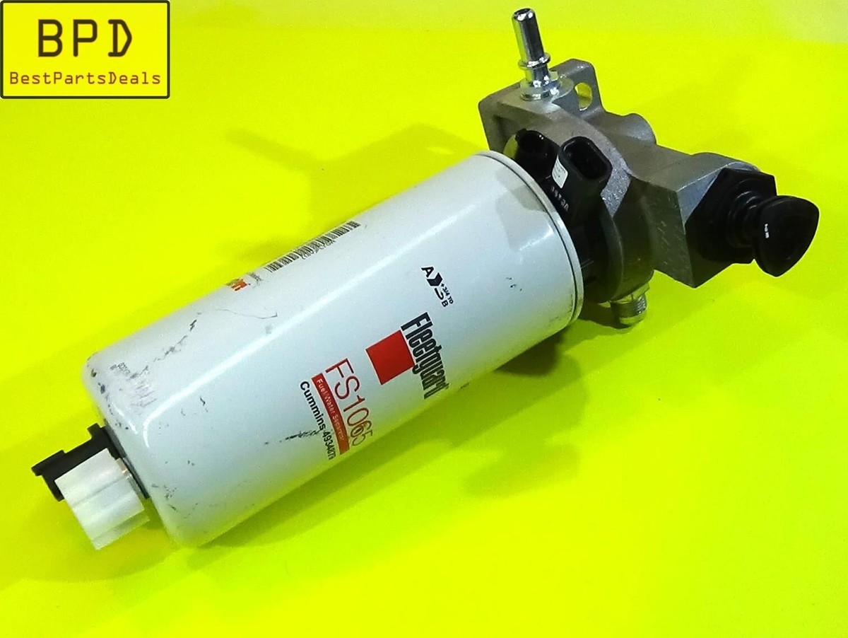 Genuine Cummins Filter Head - Heater - Fleetguard Fuel Water