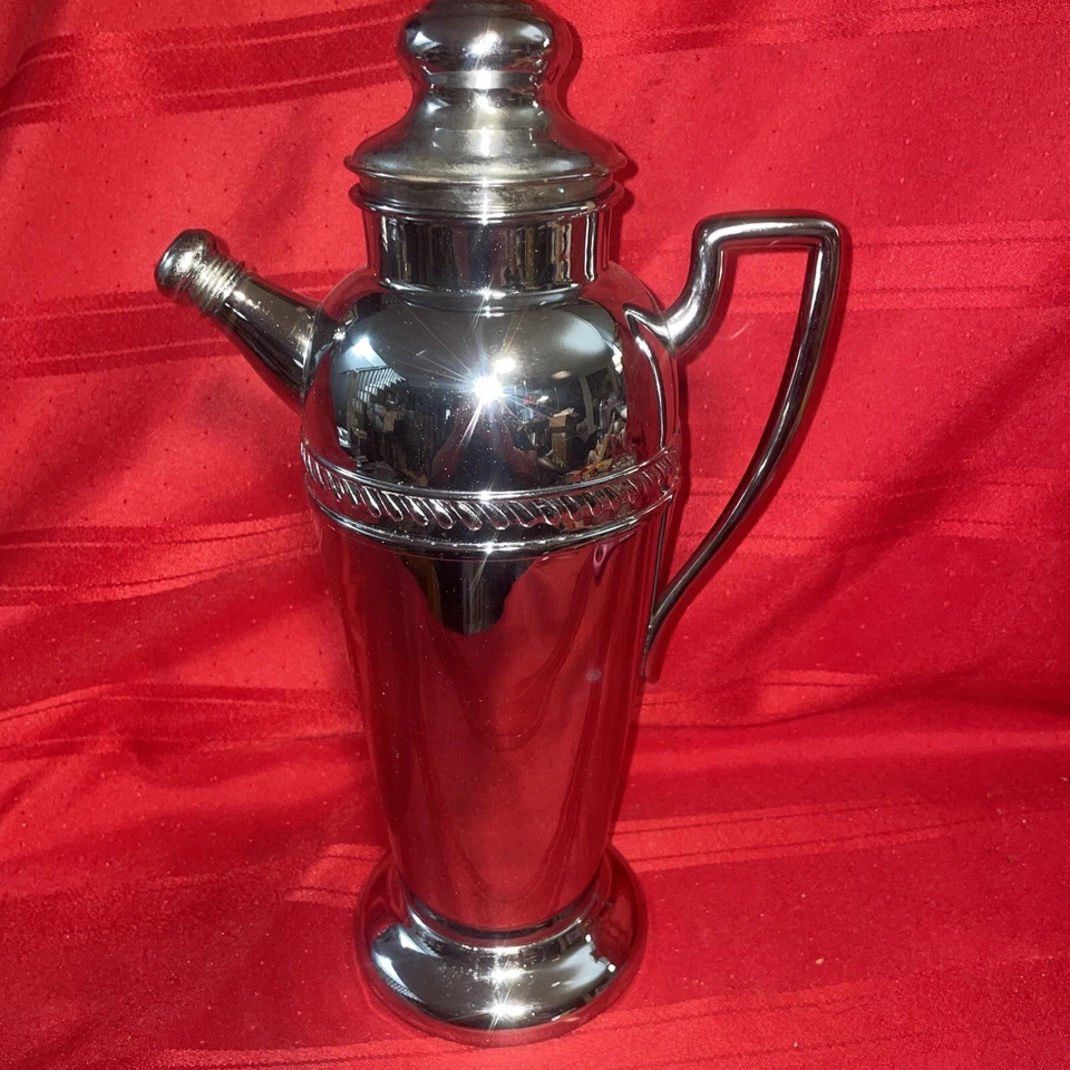 Jarra mezcladora de cócteles de acero inoxidable cromado Martini agitador mango vajilla plateada Foto 3 de 4