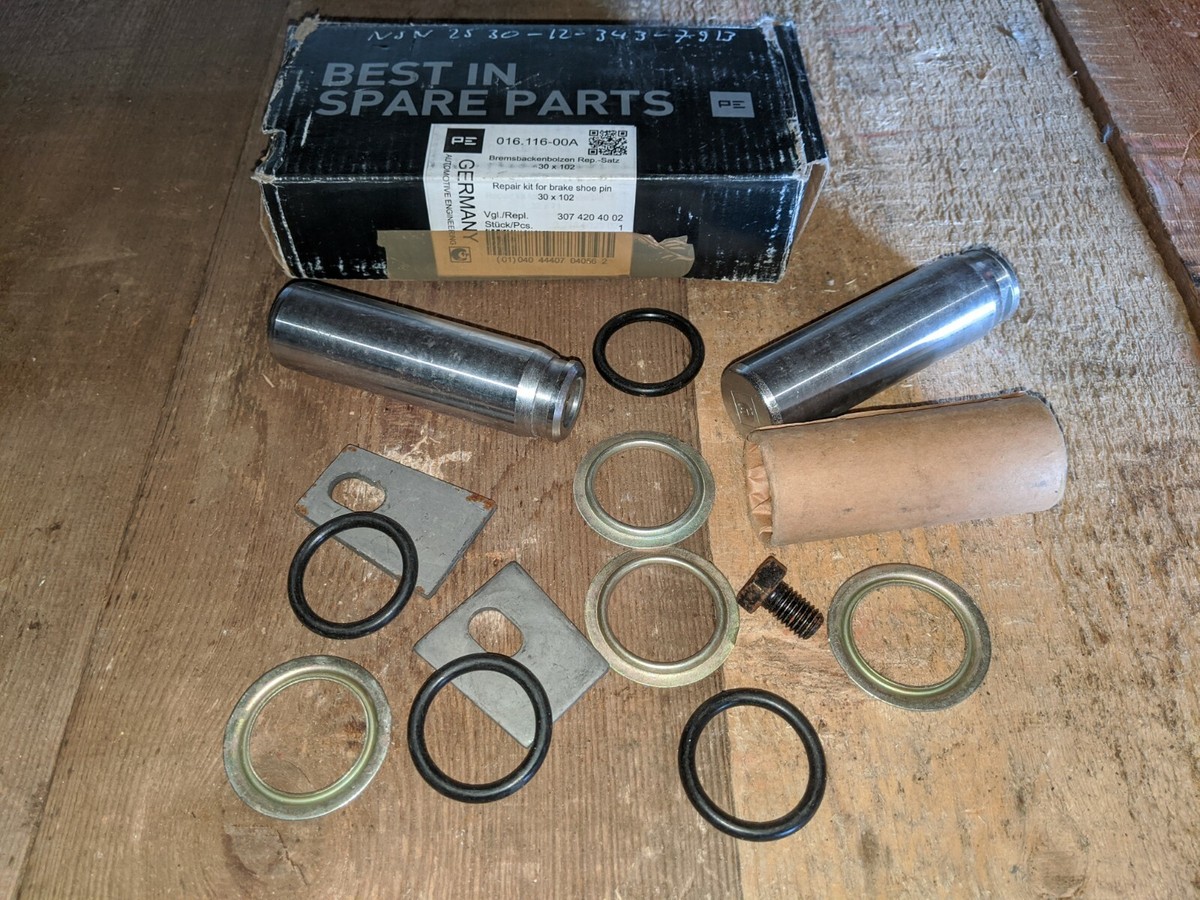 【G】 MAN F2000 MERCEDES UNIMOG REPLACEMENT CALIPER REPAIR KIT