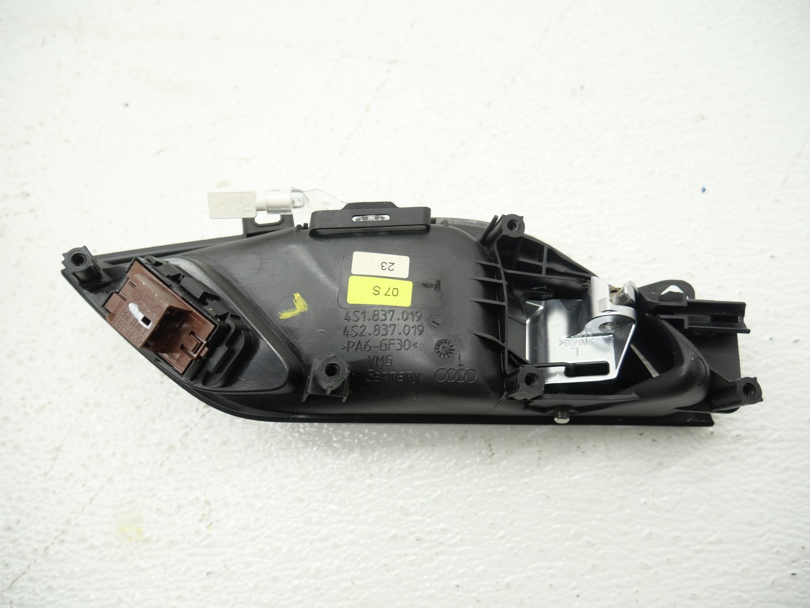 Audi R8 Spyder 2017-2023 Left Door release handle P/N 4S1837019