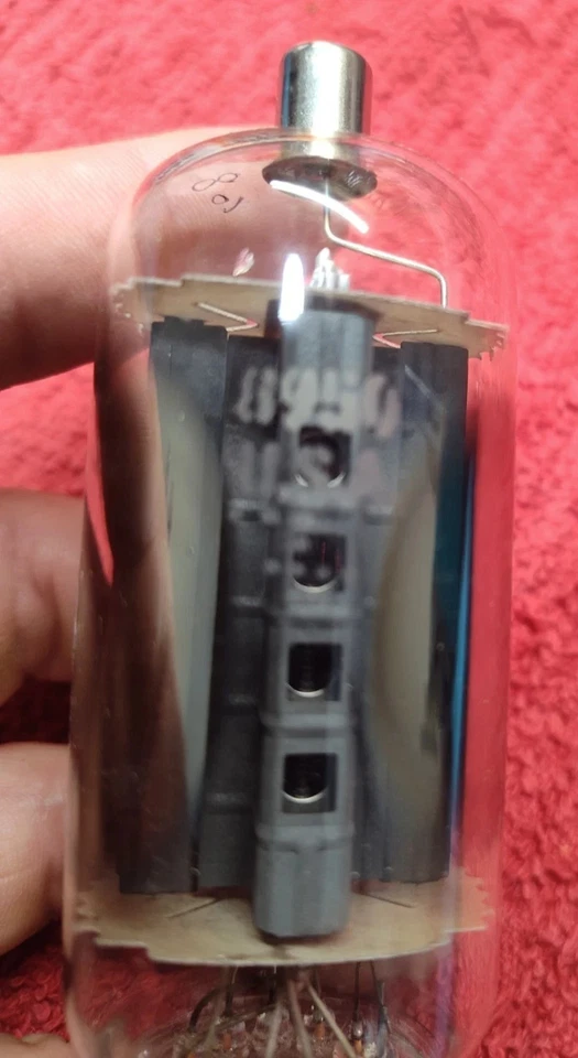 GE 8950 - TUBO RF ''Compactron'' Foto 2 de 2