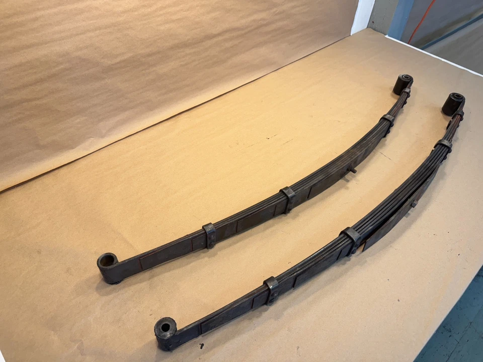 Задние листовые пружины Jaguar XK140 - Изображение 2 из 4