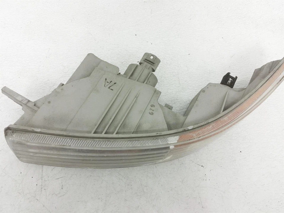 Acura Integra 1994-1997 Passenger Bumper Turn Signal Light Lamp 33300-St7-A01 - Image 3 of 4
