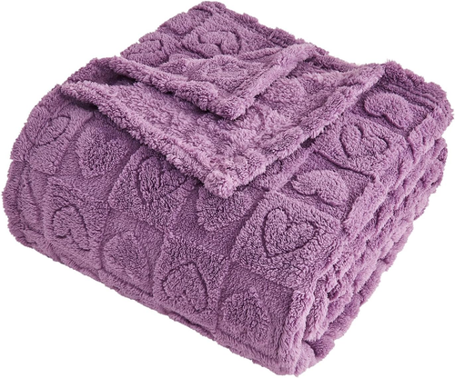 Throw Blankets with Heart Checkered,Soft Warm Blankets for Lover Mom Father Gift - Picture 12 of 12