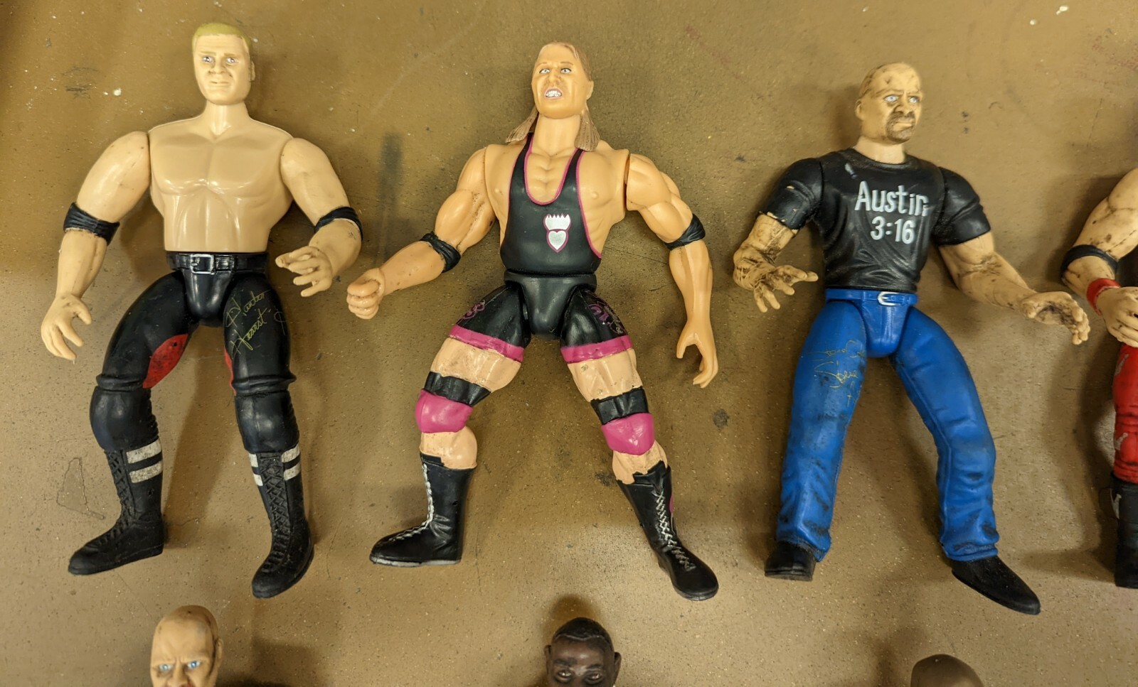 Lot of 10 Vintage Wrestling Action Figures WWF WCW Jakks TTL Attitude