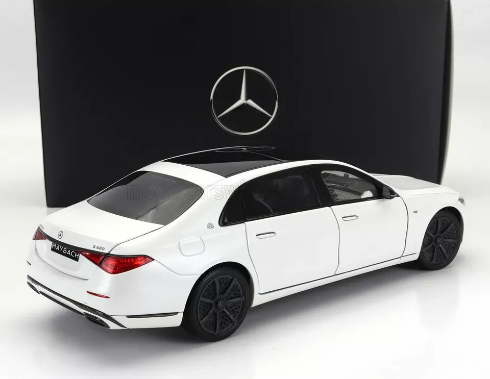 Ryuu。MAYBACH 2台セットミニカー 1:18 Ryuu様専用。MAYBACH 2台セットミニカー 1:18 【公式通販】